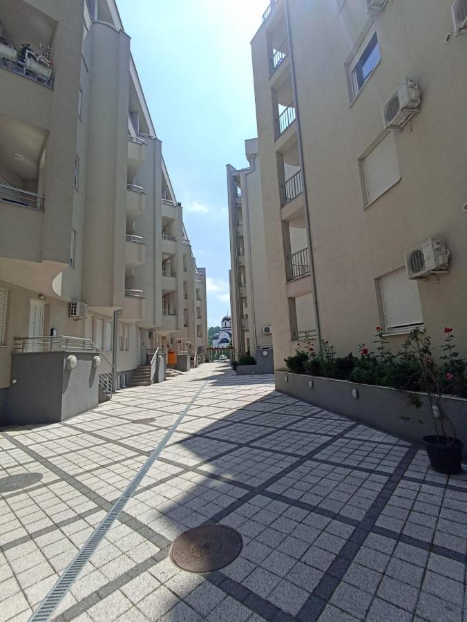Royalwings Apartman Ягодина Екстер'єр фото